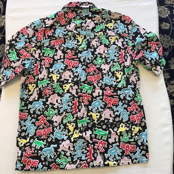 KEITH HARING Button Down short sleeve shirts NWT - Picture 2 of 6